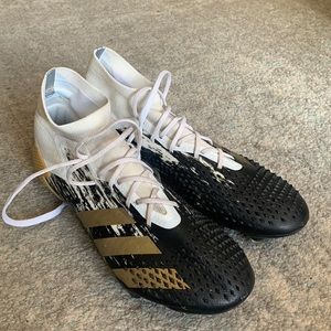 Mens adidas predator mutator 20.1 cleats